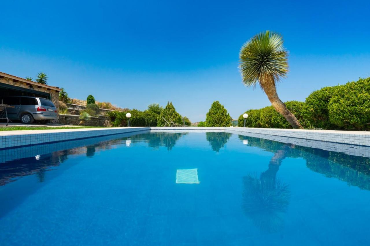 Aegean Retreat Villa *